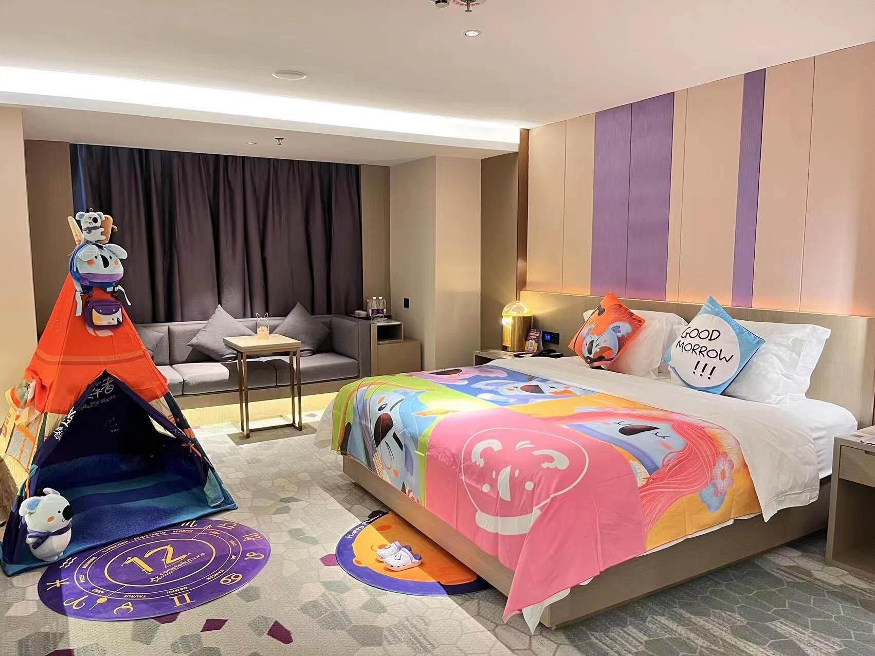 Lavande Hotel Jingzhou High-speed Railway Station WH - LIXIAOLAN Parent-child 1 Bed Room 2