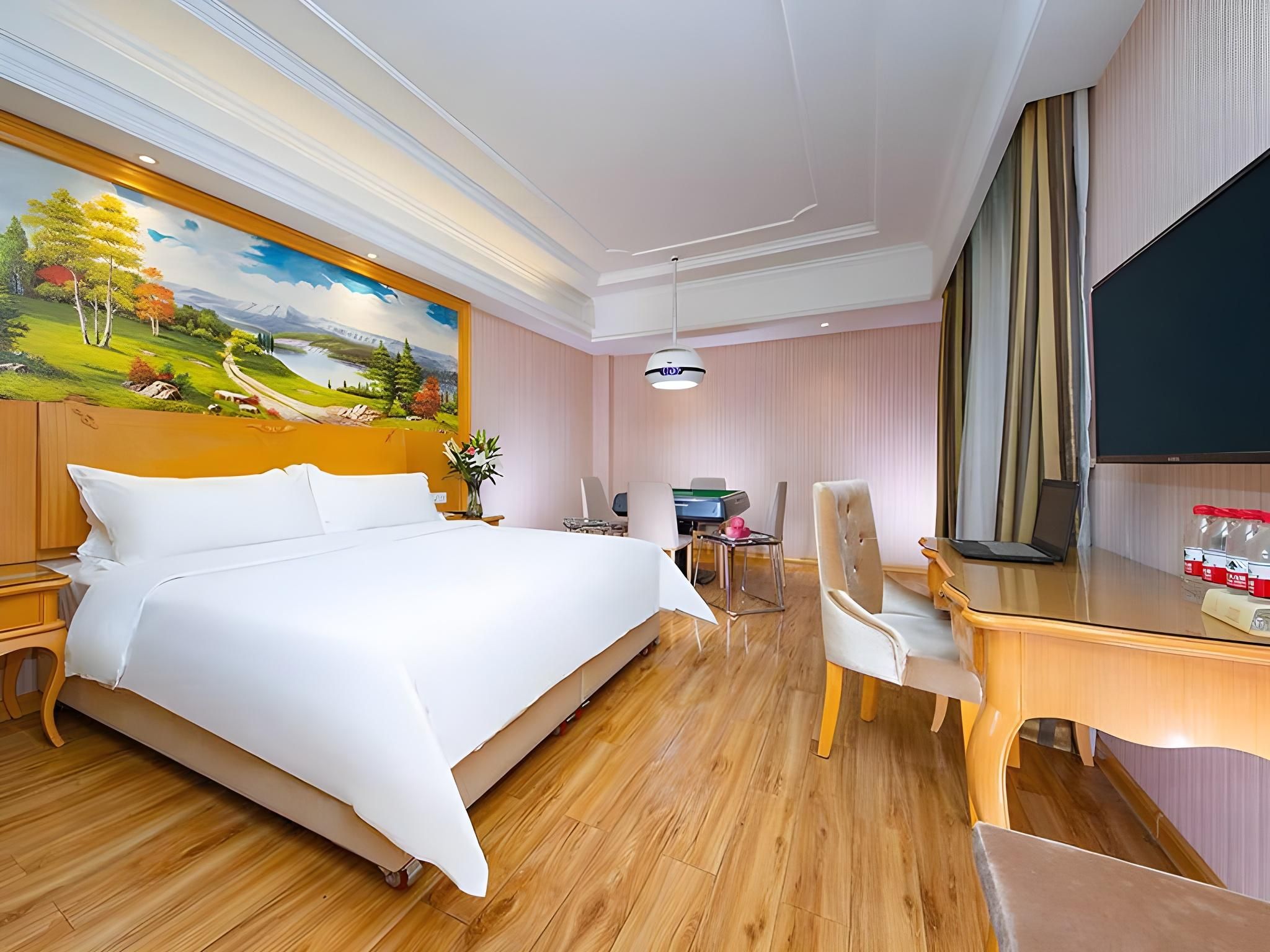 WH - Chess 1 Bed Room