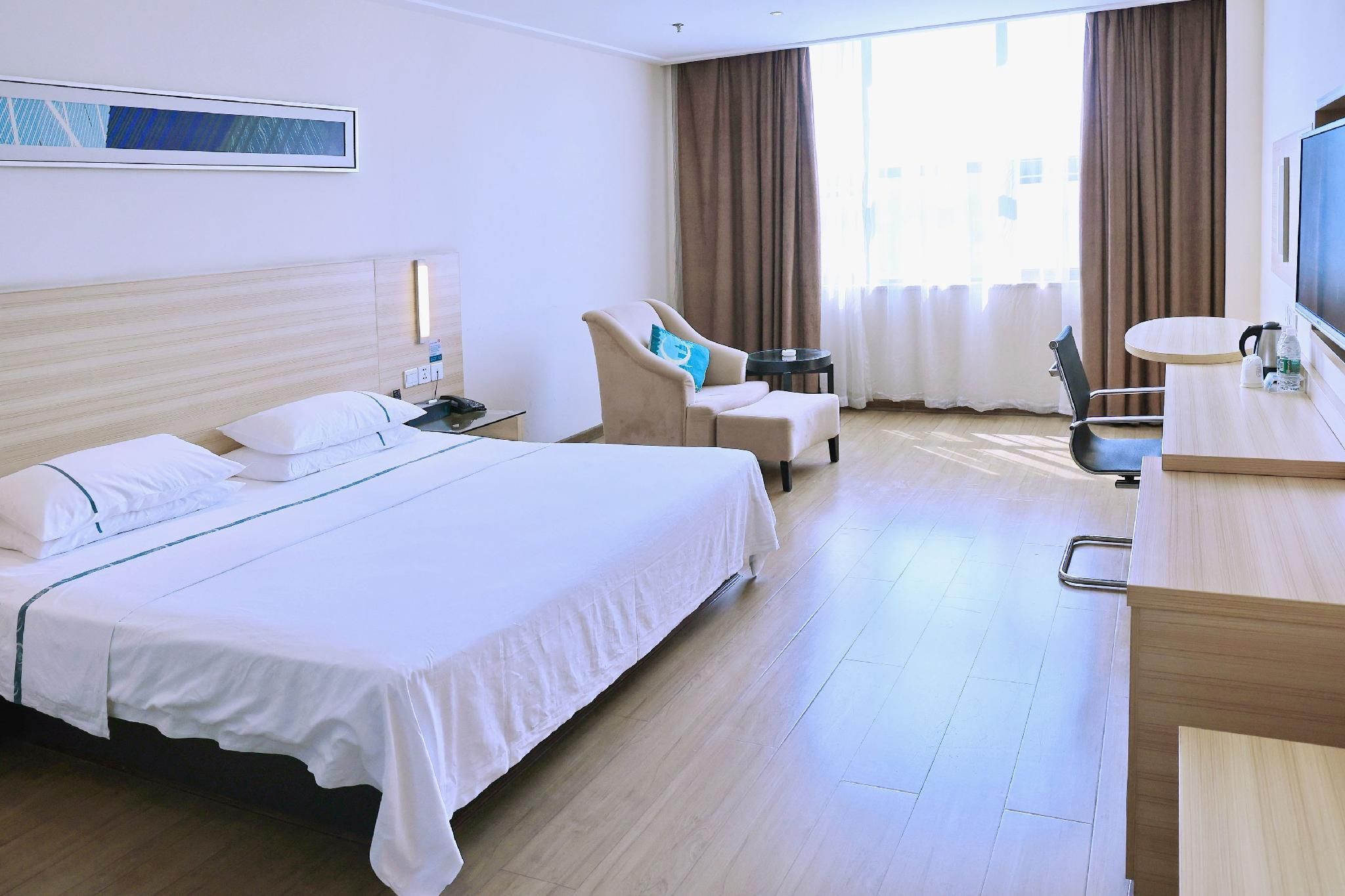 Business King Room
