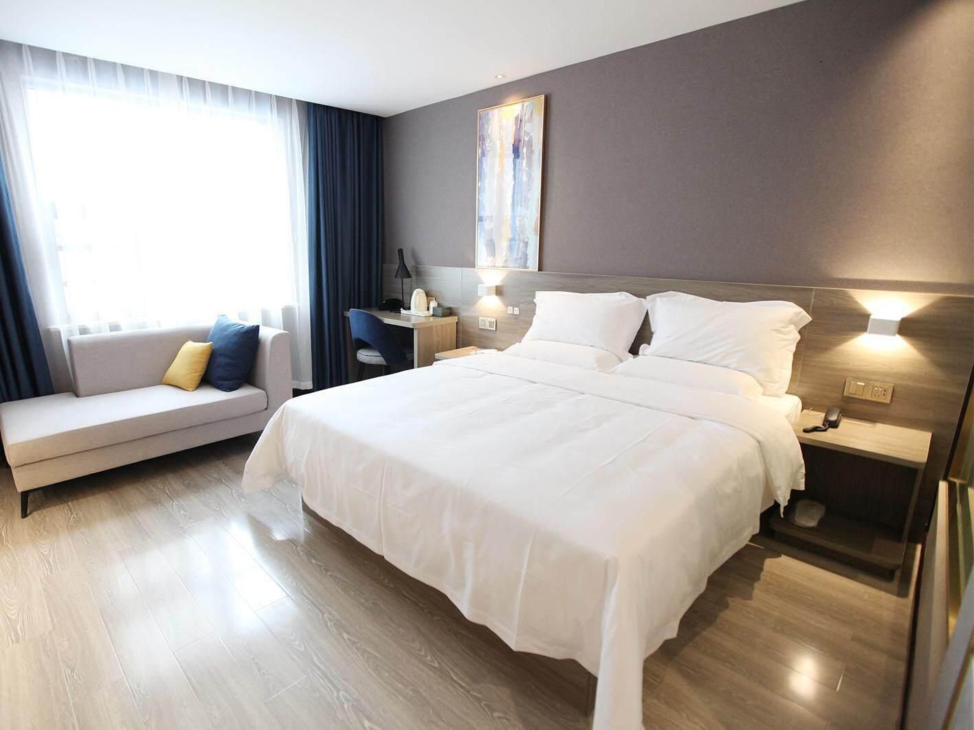 Select Bed Room