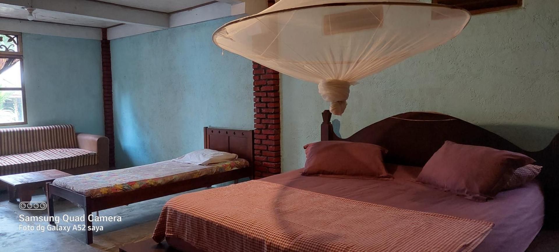 Triple Room with Private Bathroom