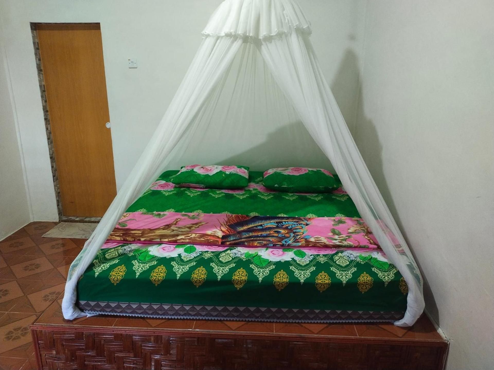 Double Room with Mountain View