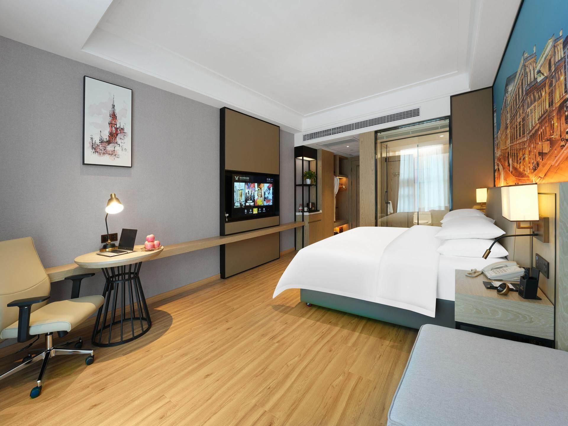 WH - 1 Bed Room with View