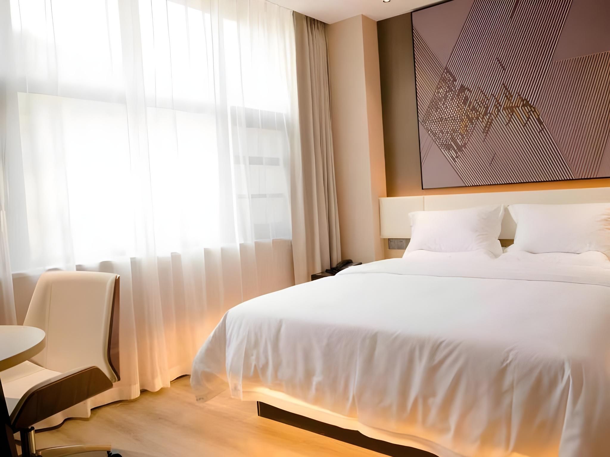 IU Compact U S Bed Room
