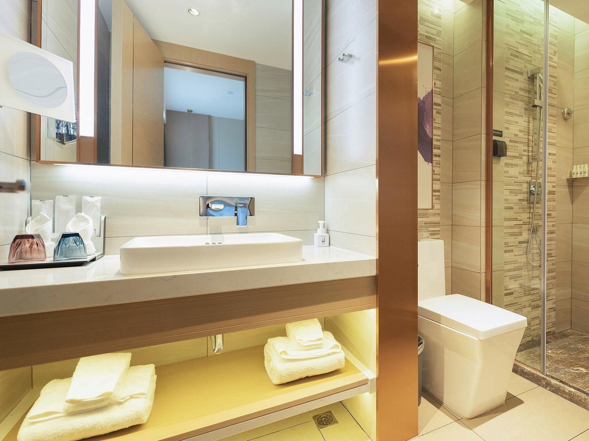 Lavande Hotel Shiyan Zhangwan District Qingnian Square WH - Deluxe Bed Room 3