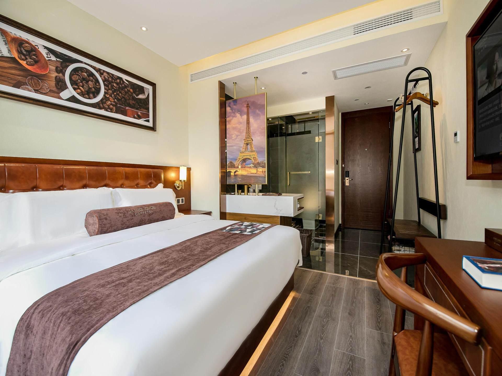 James Joyce - Feifan Bed Room