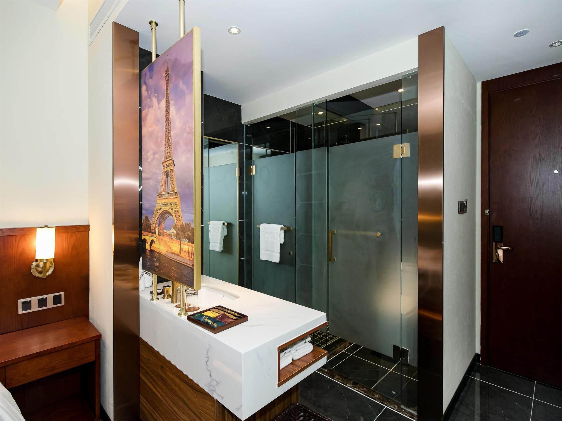 James Joyce - Feifan Bed Room