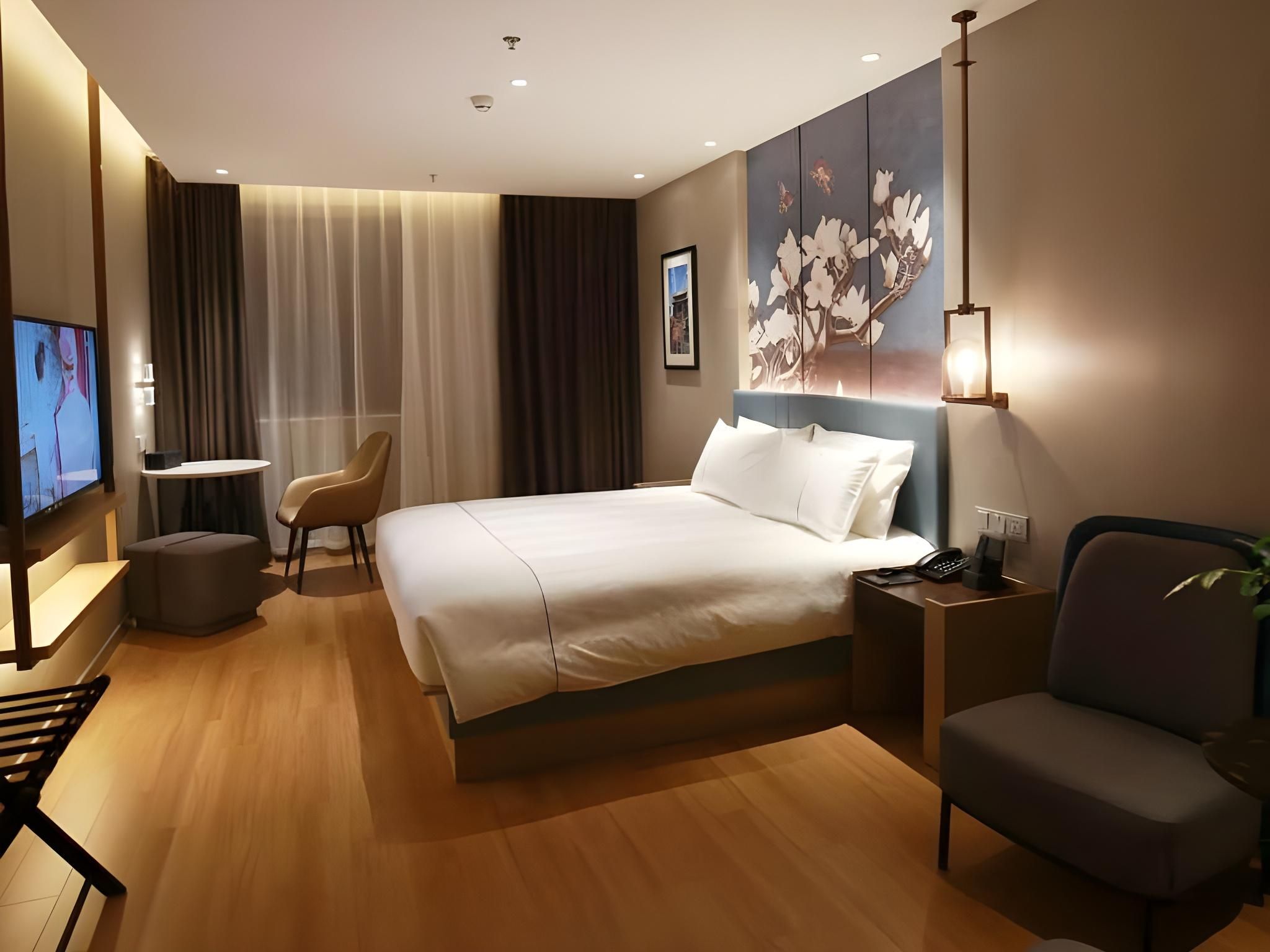 Magnotel - Destress Jingya Bed Room