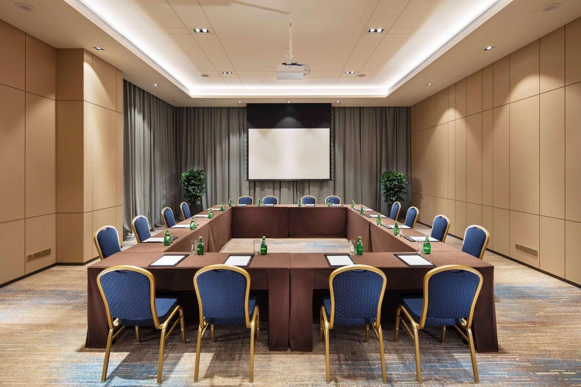 meeting room / ballrooms