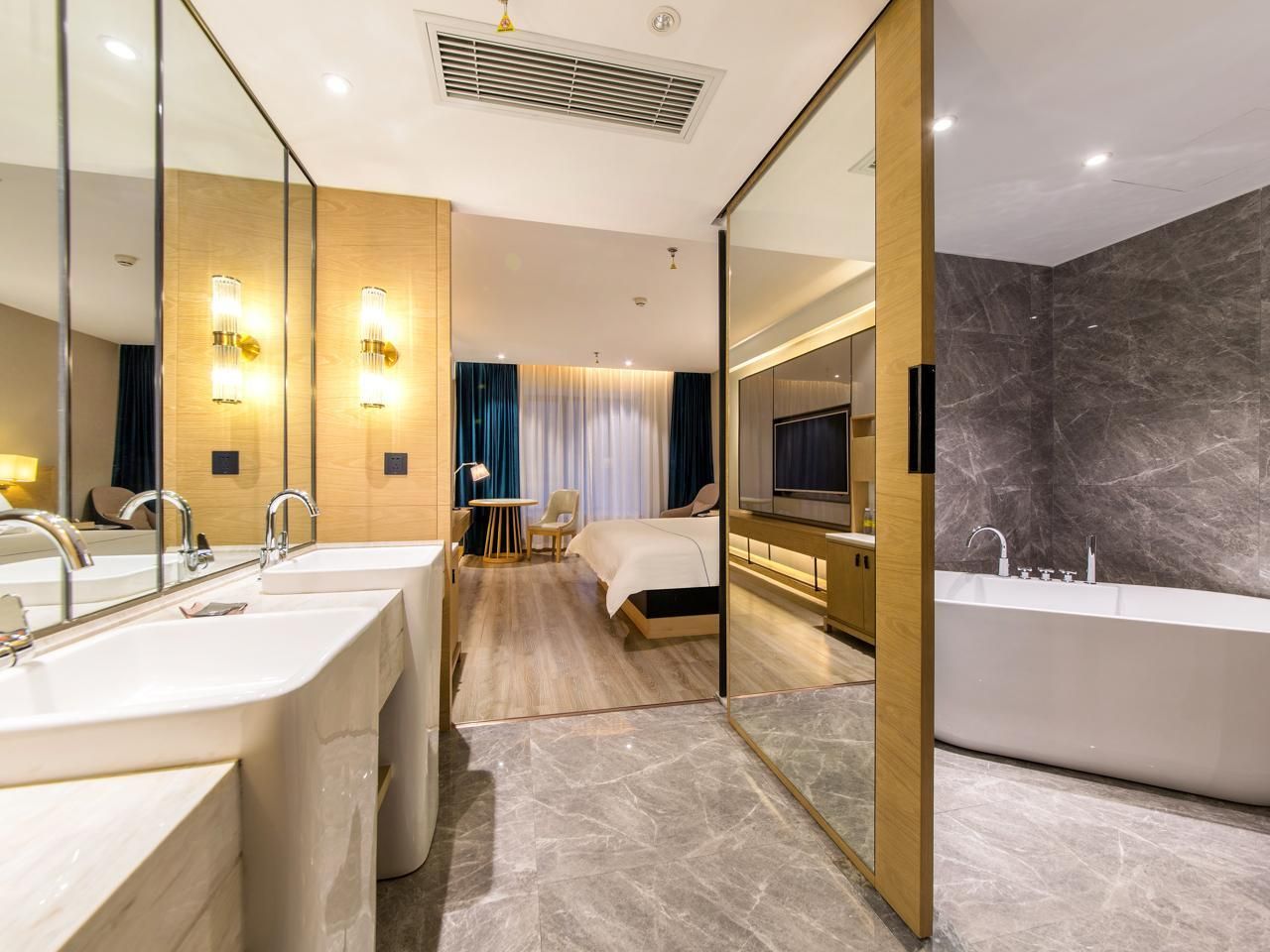 Business Suite A