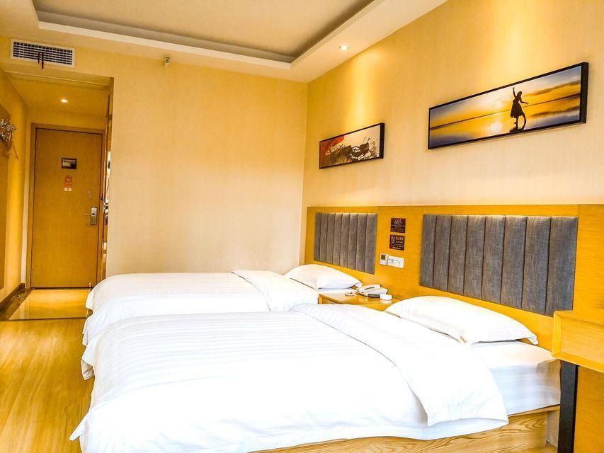 Featured Twin Room
