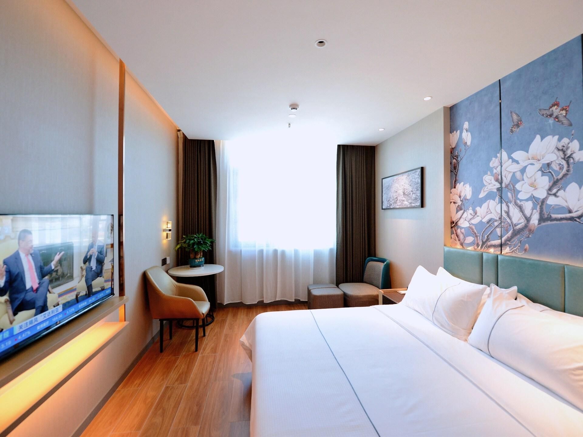 WH - Destress Shuya Bed Room