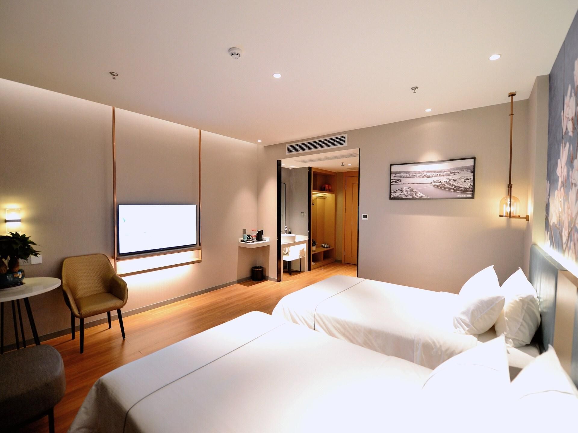 WH - Zero Pressure Yashu Twin Room