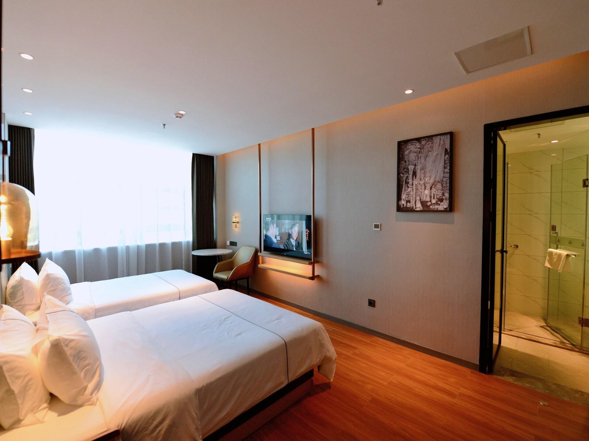 WH - Jingya Family Room