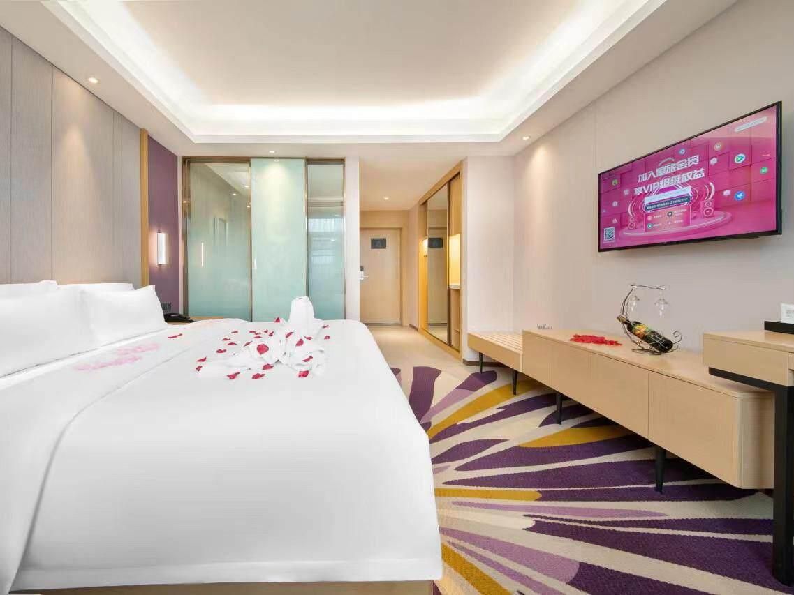 WH - Youxiang Romantic Room