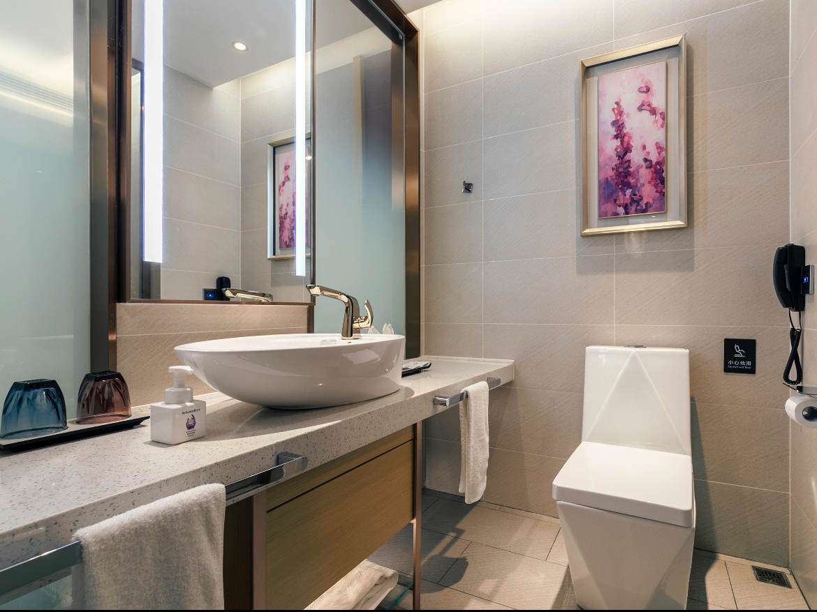 WH - Liren T Special Room