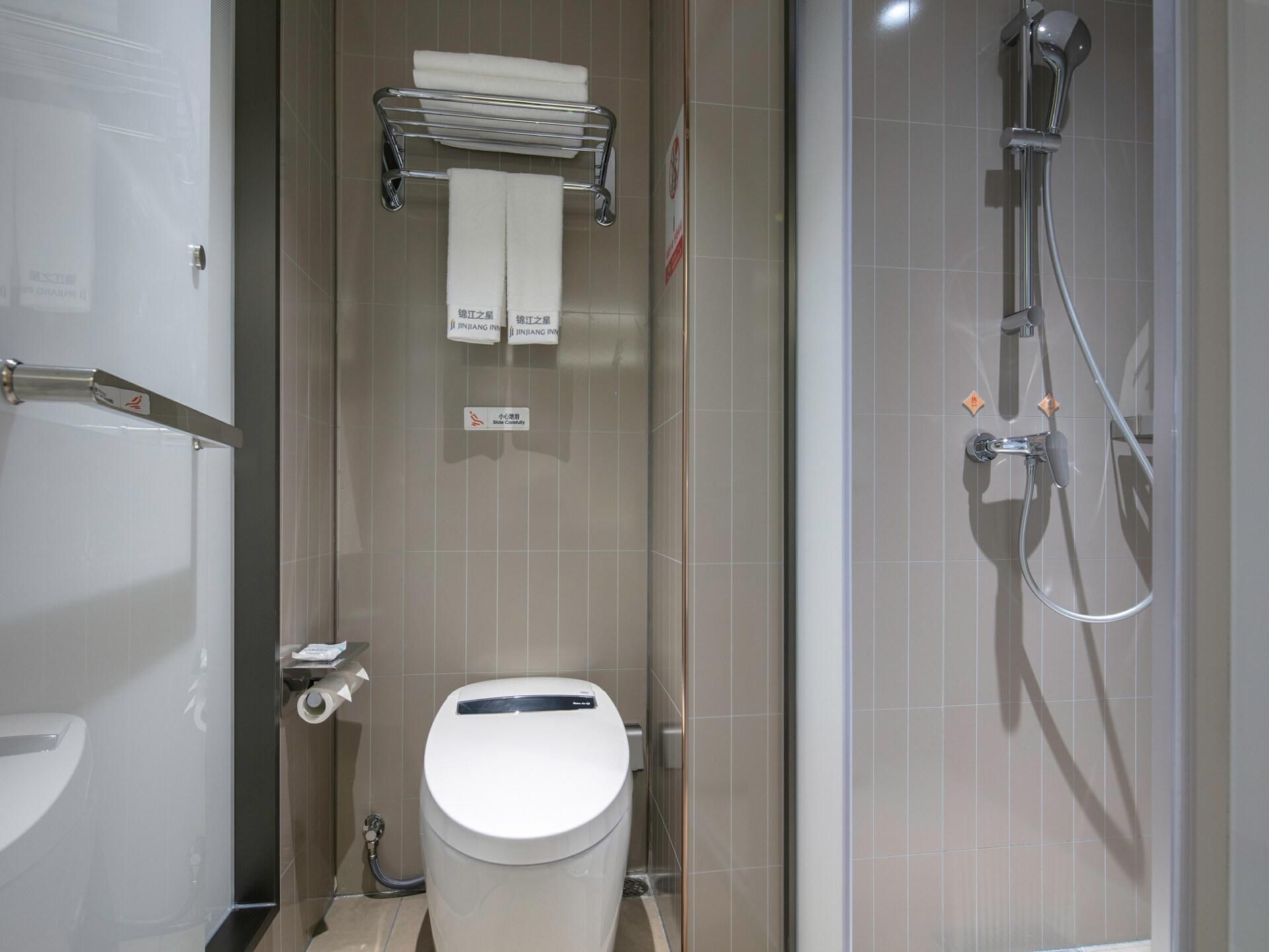 WH - Xingxuan Standard Twin Room