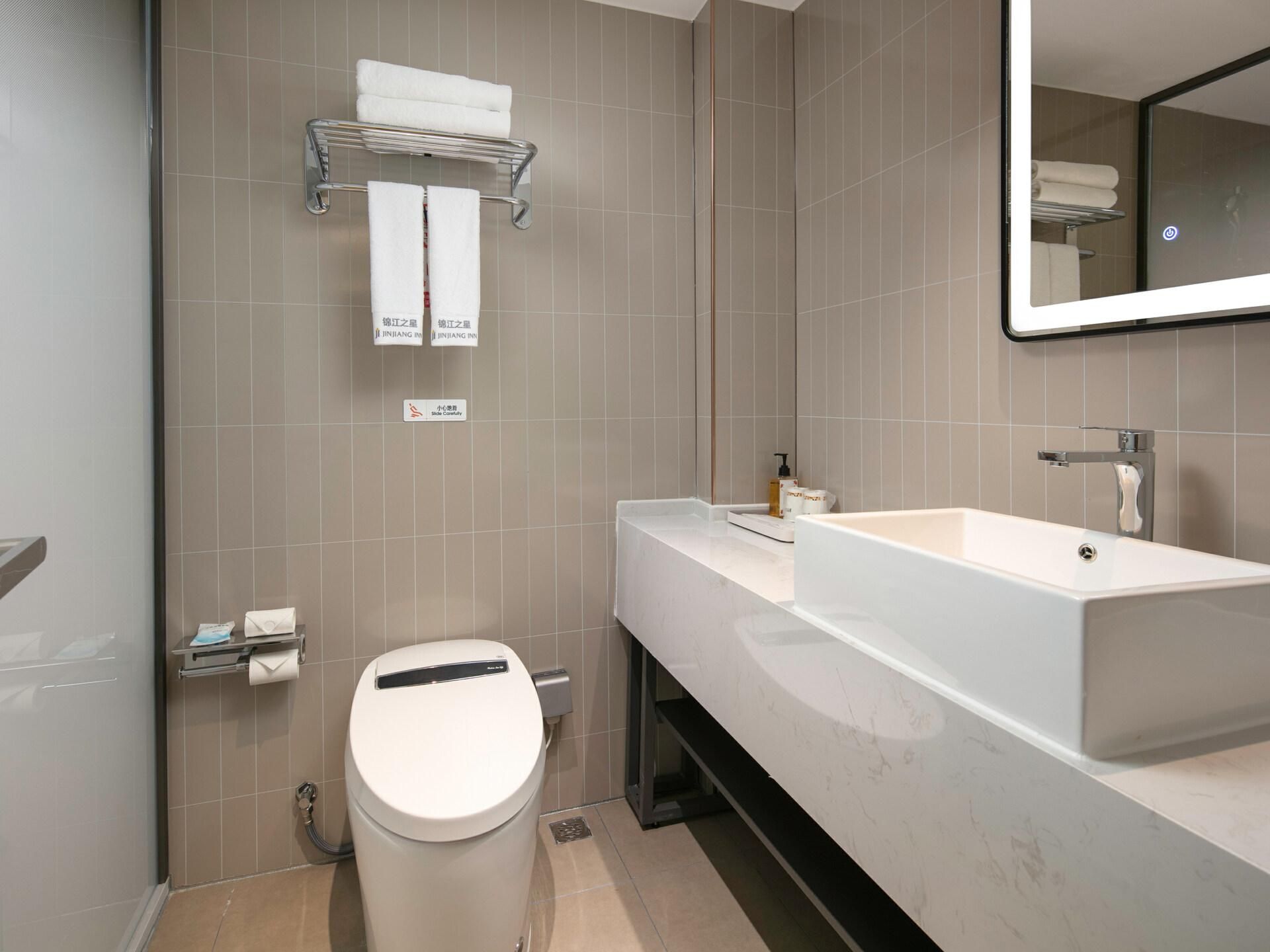 WH - Xingxuan Superior Twin Room