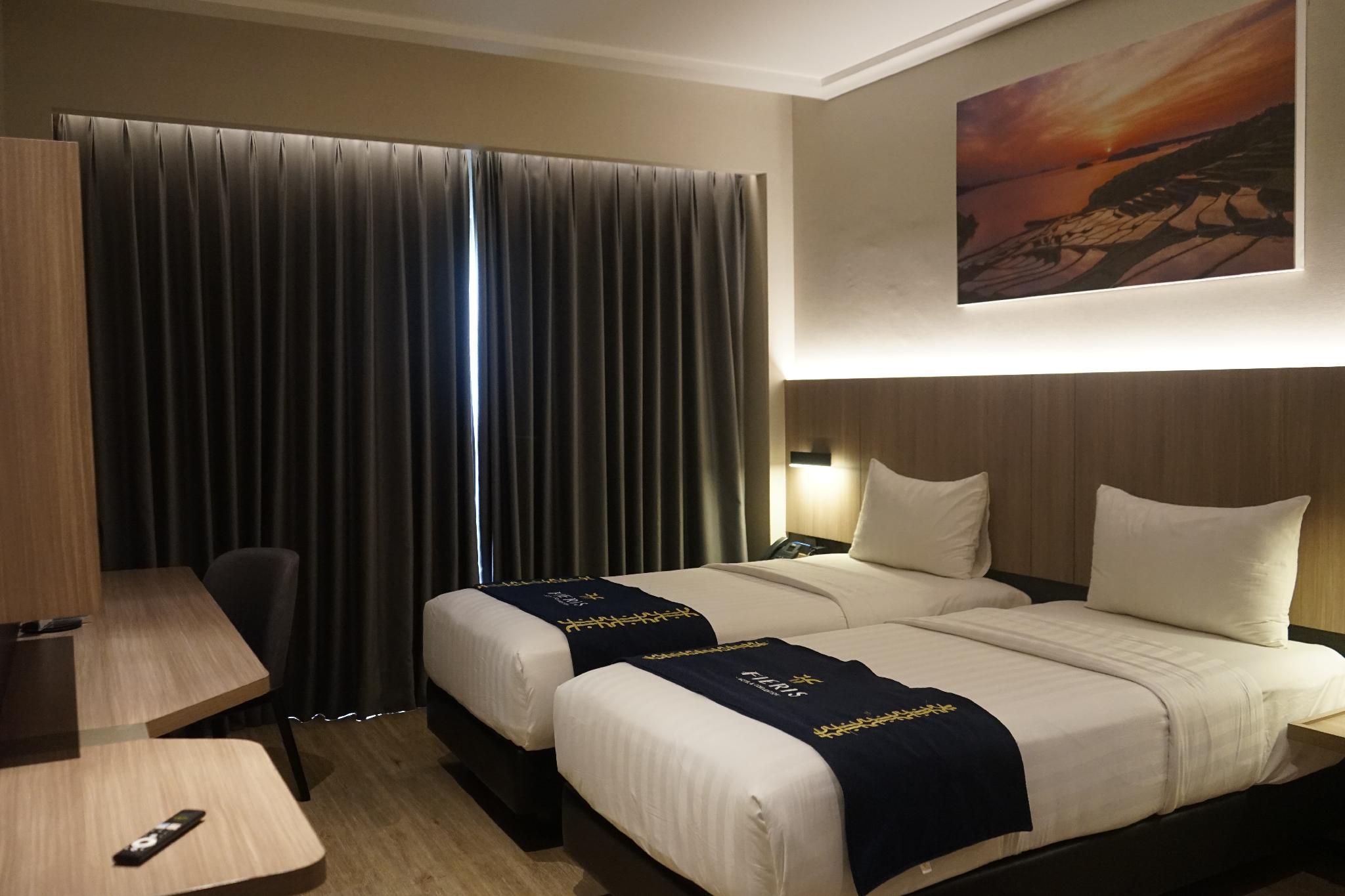 Fieris Hotel & Convention Kertajati Deluxe Twin Room
