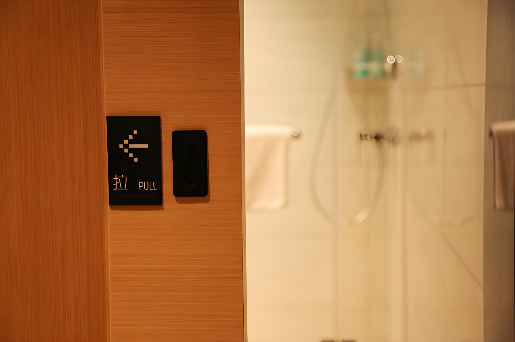 Dossen - Standard Bed Room