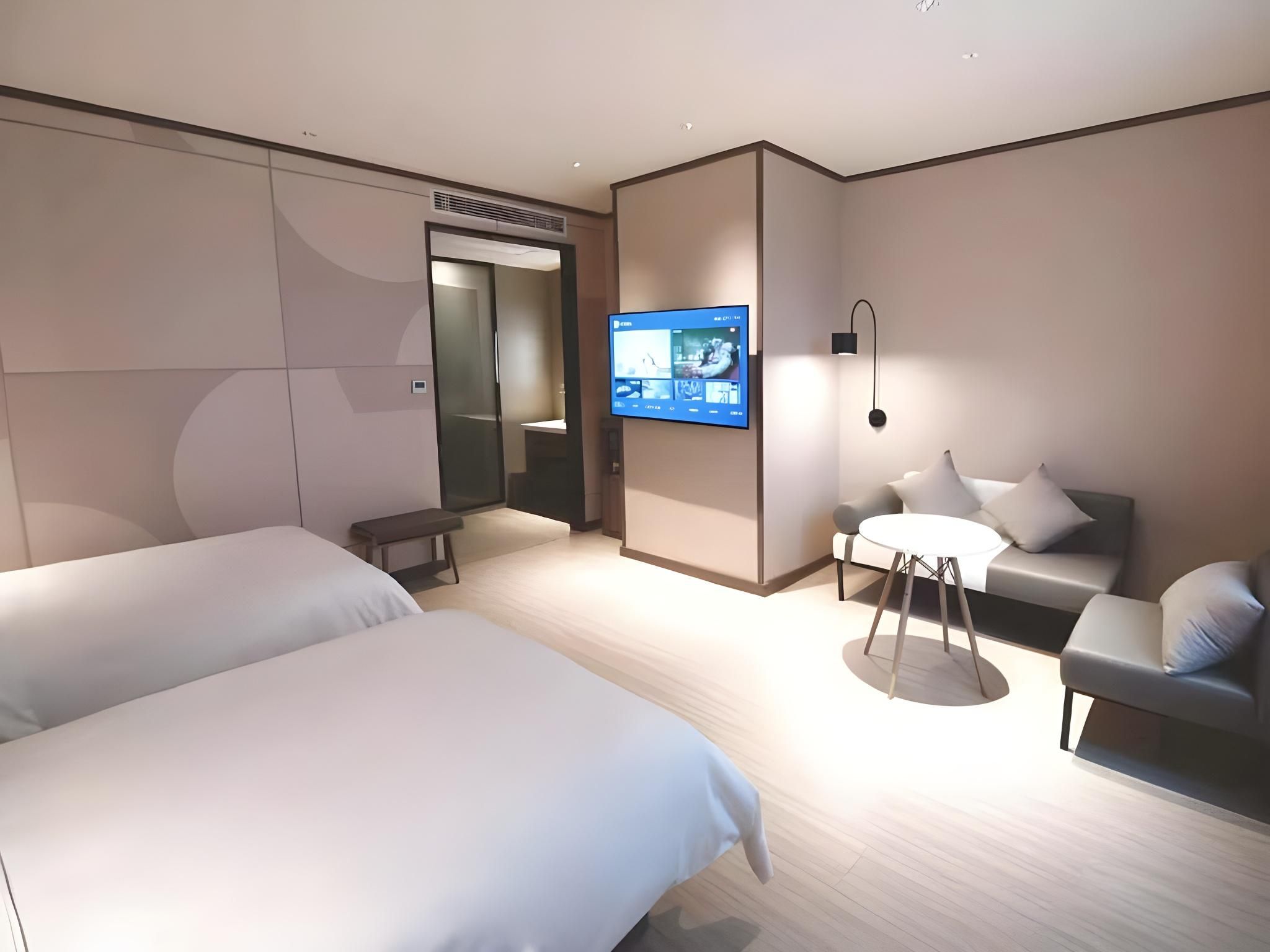 Huazhu - Suite