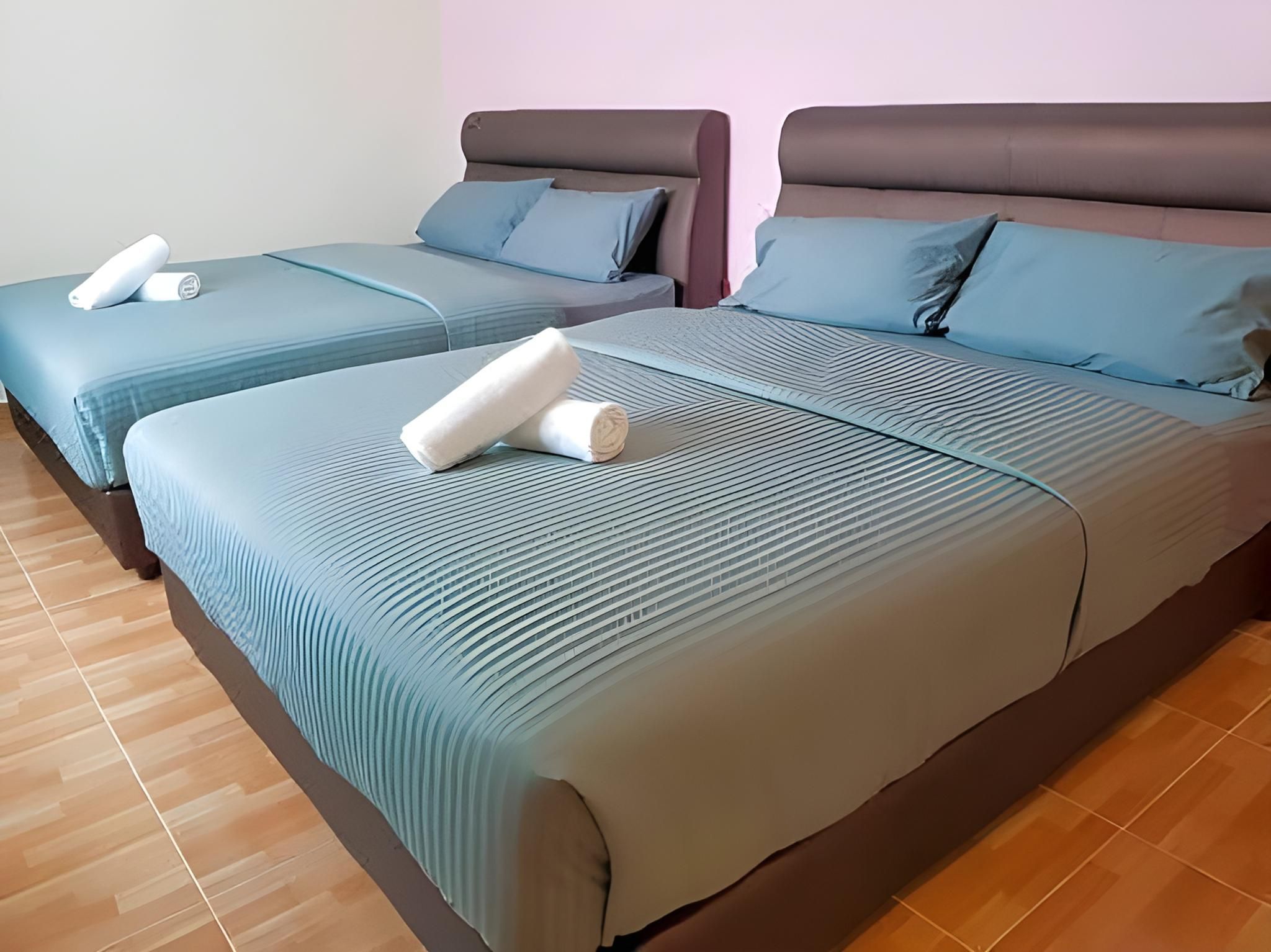 Hotel Vogue Rompin Deluxe Double Room