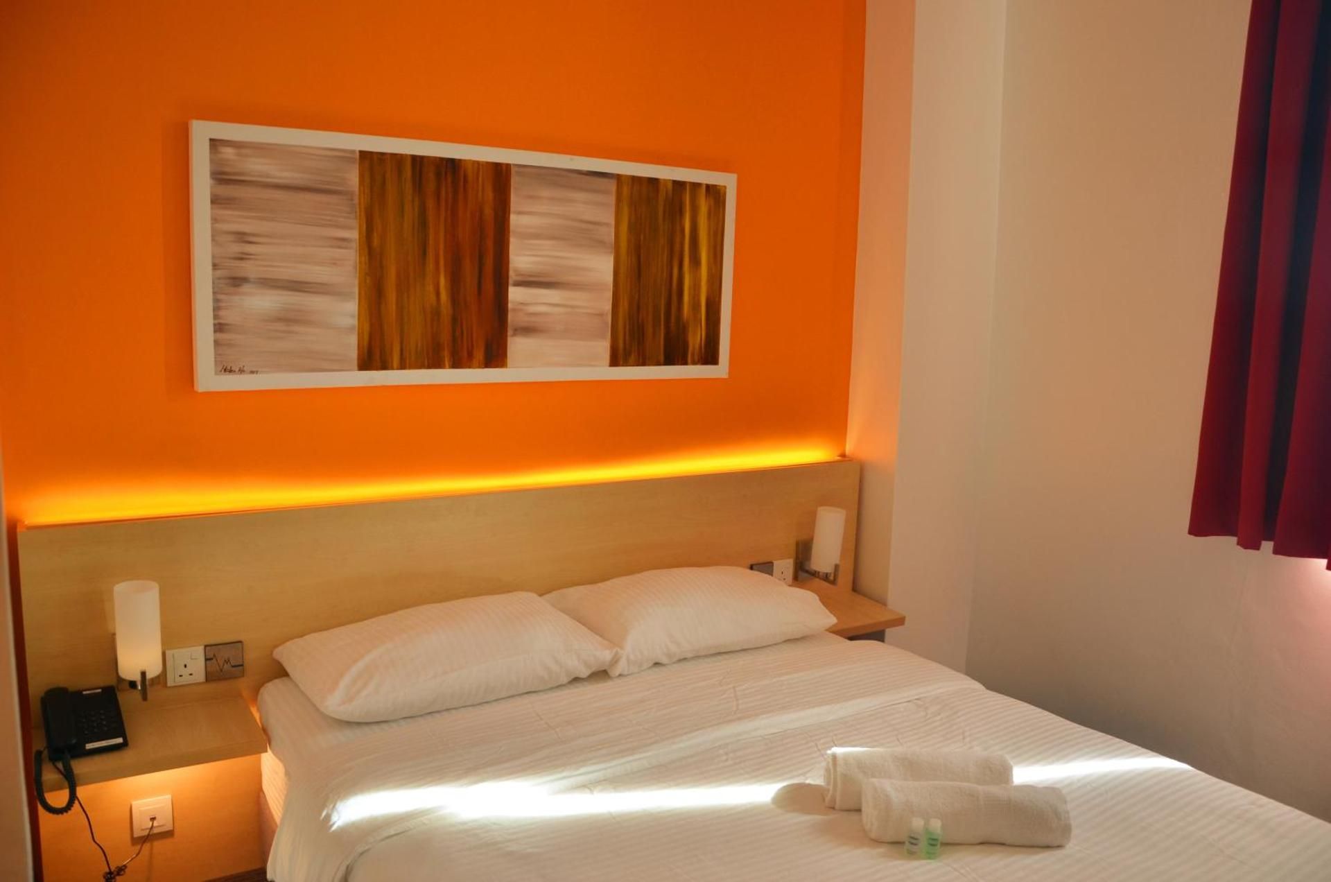 Hotel Jeti Tg Gemok Queen Bed