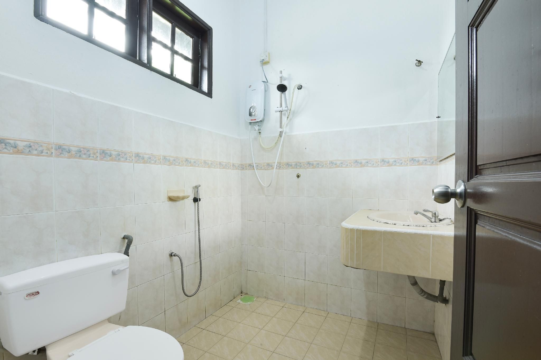 Hotel O Asiacamp Resort National Park Kuala Tahan Suite family 3