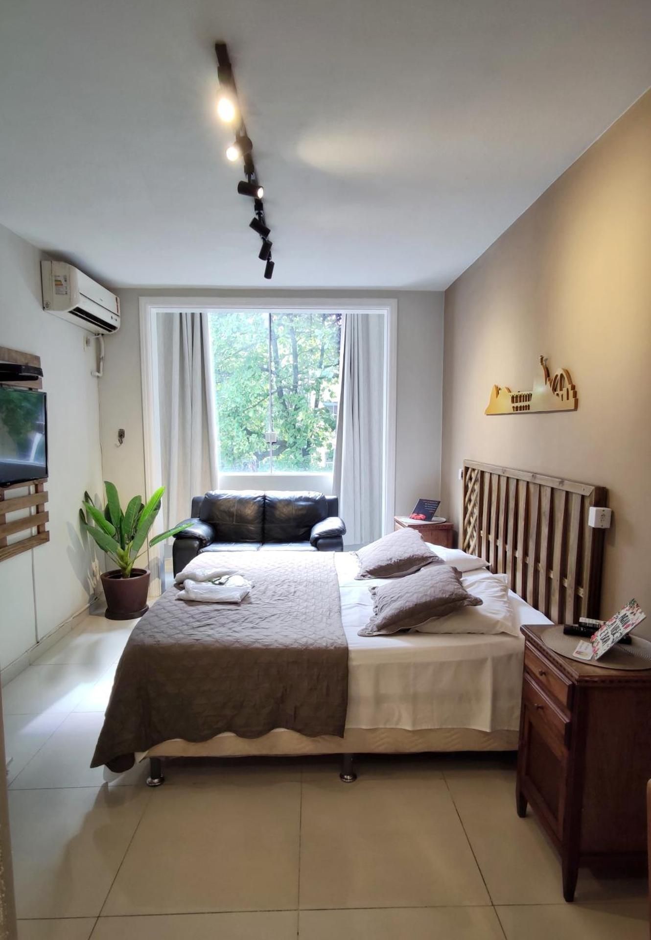 Superior Double Room with Private Bathroom