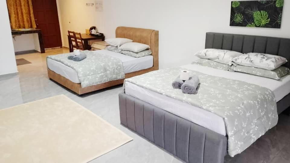 Standard Twin Room with Garden View