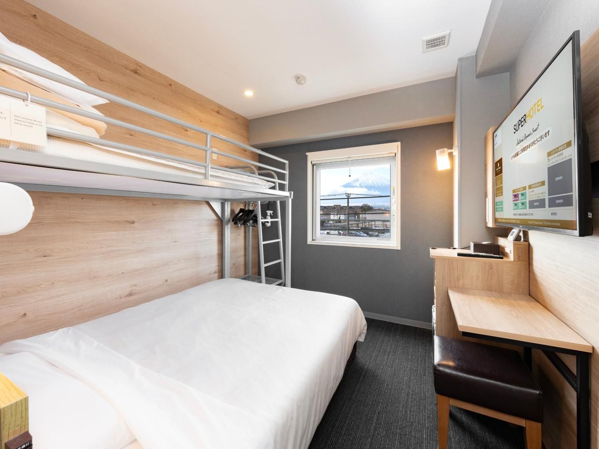 Double Room with Loft Bed - Smoking