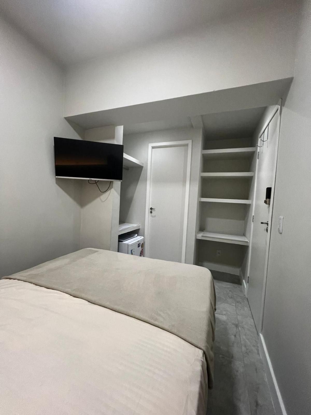 Deluxe Studio