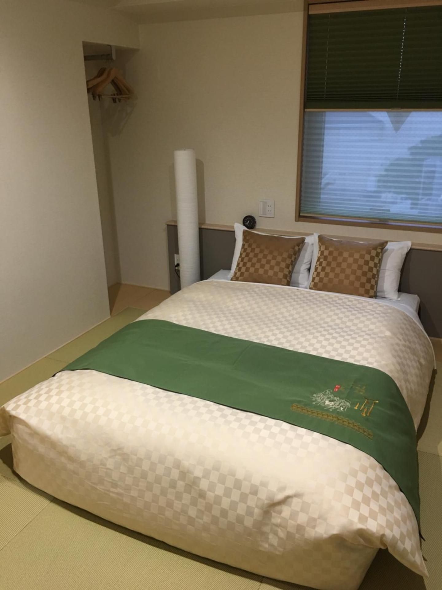 Japanese-Style Room