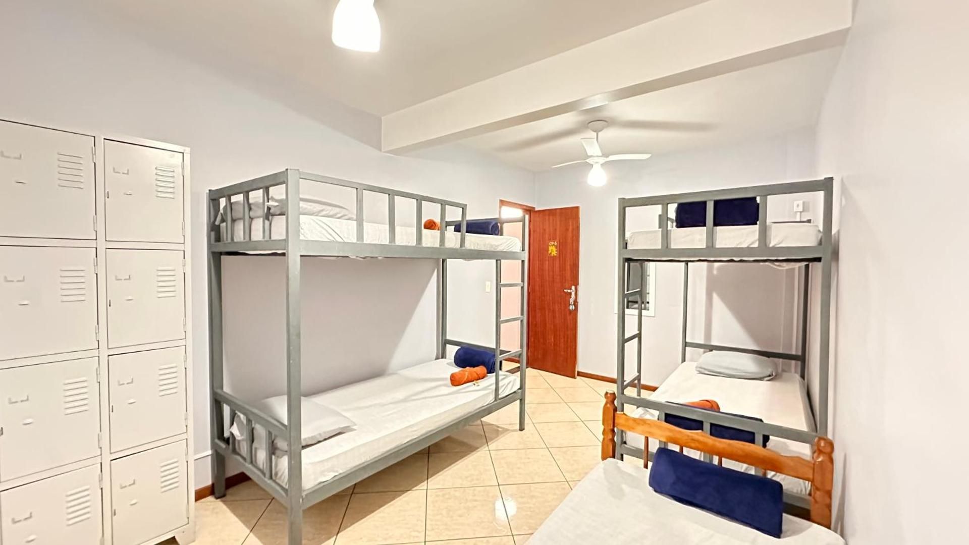 Bunk Bed in Mixed Dormitory Room