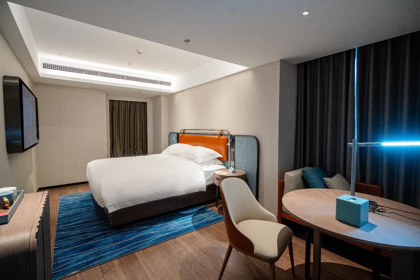 Dossen - Standard Bed Room