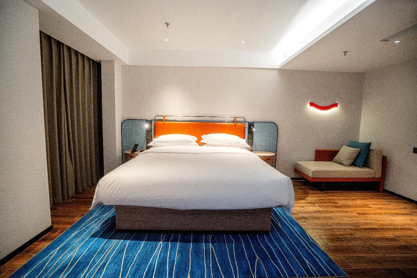 Dossen - Deluxe Bed Room