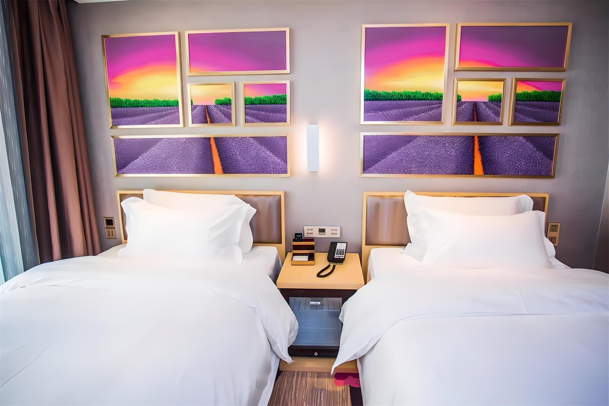 Twin Deluxe Room