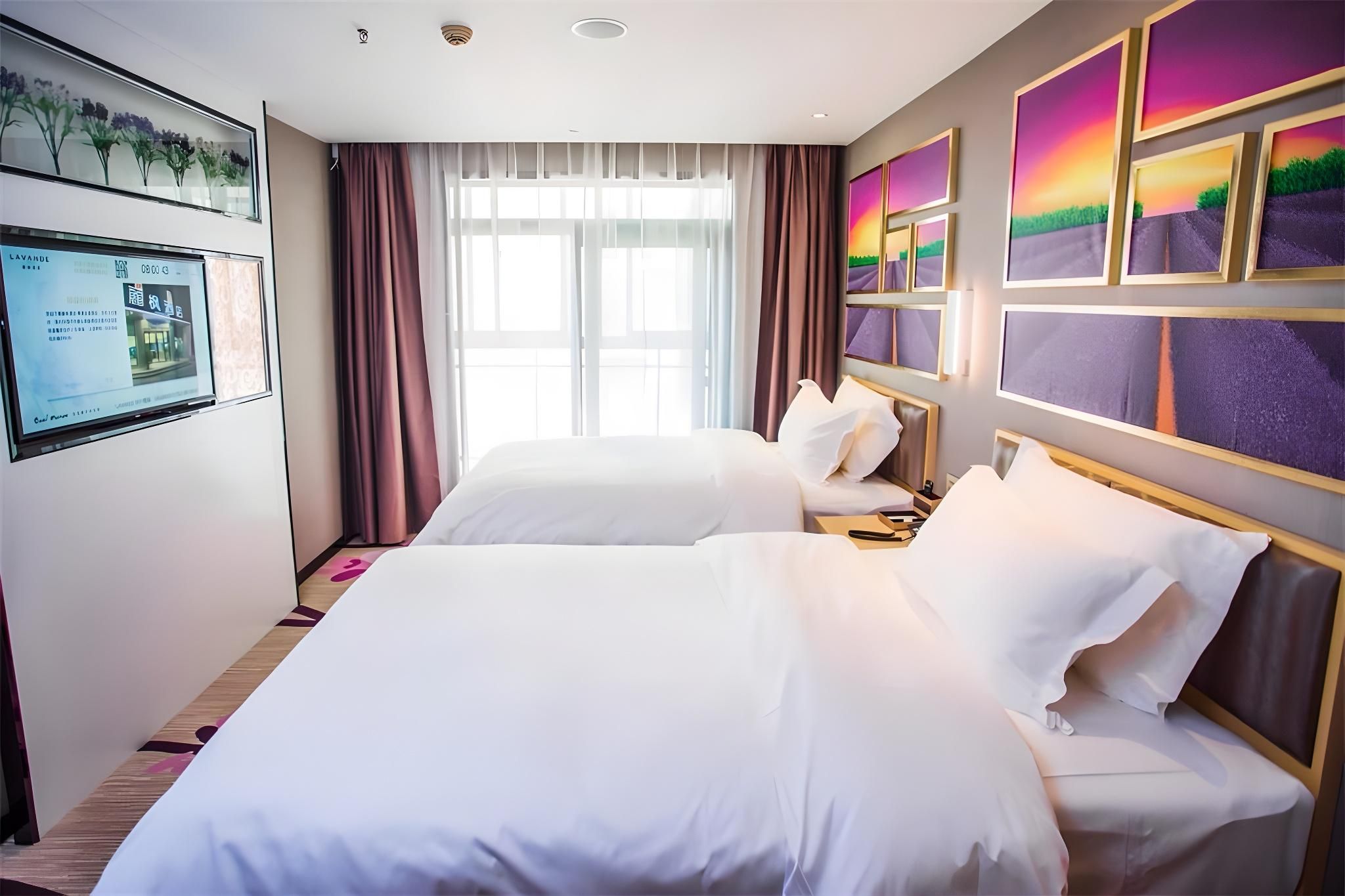 Twin Deluxe Room