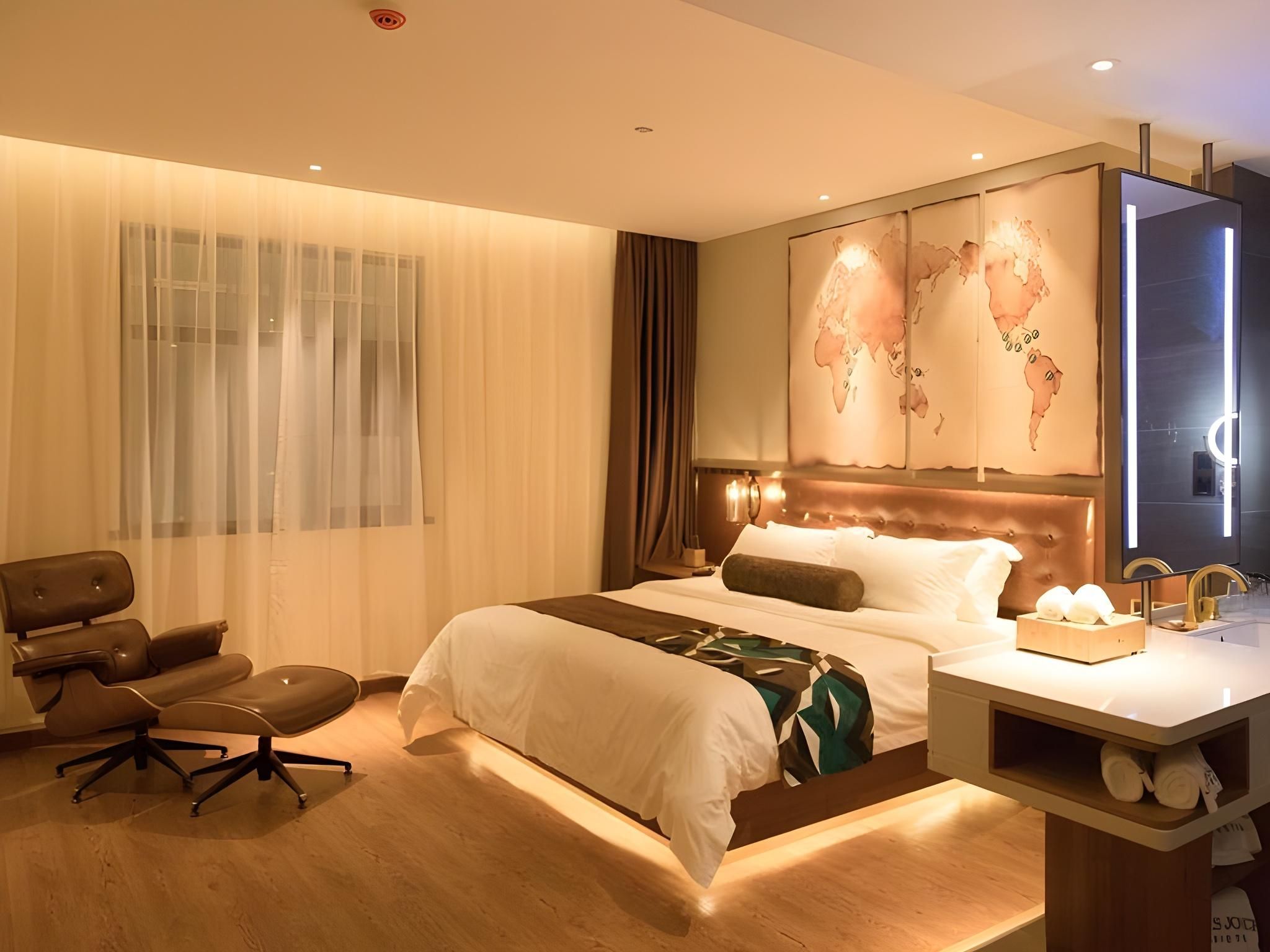James Joyce - Chunxiang Bed Room