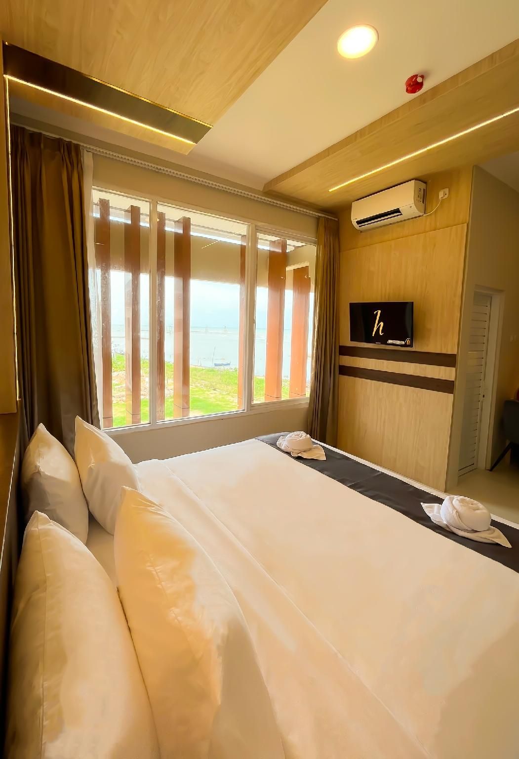 Horison Resort Antawirya Jepara Deluxe Double