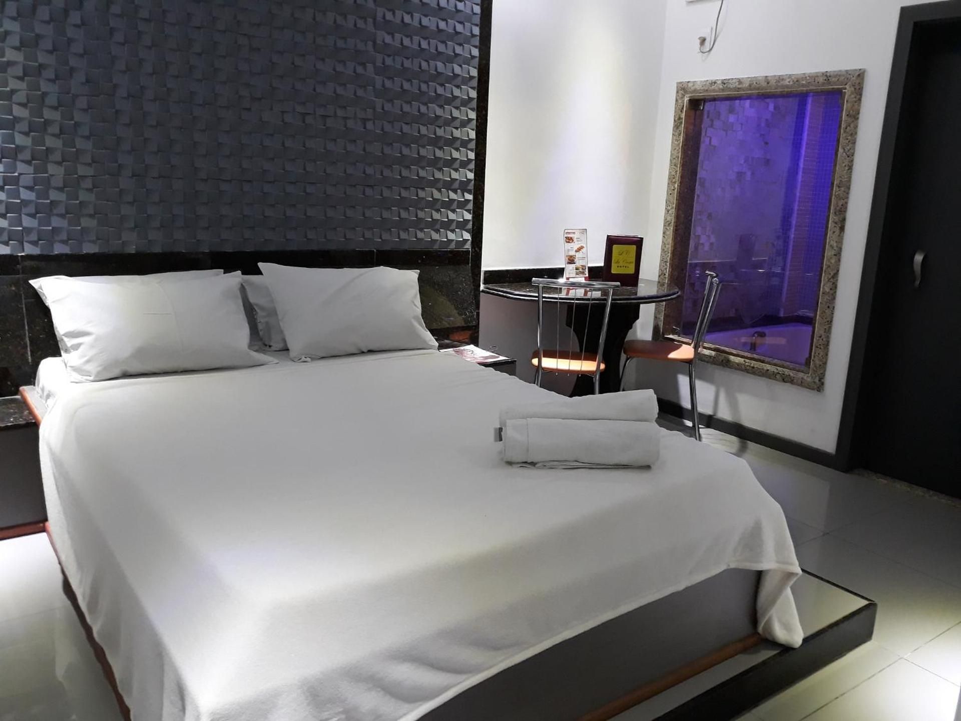 Deluxe Double Room with Spa Bath 