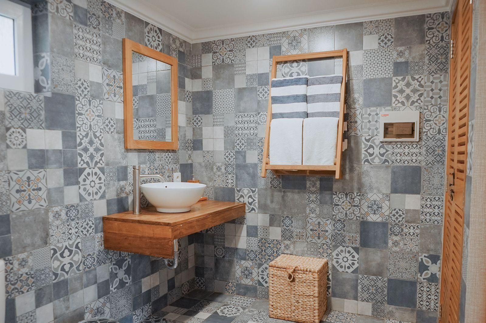 Apartment with Balcony and Kitchen