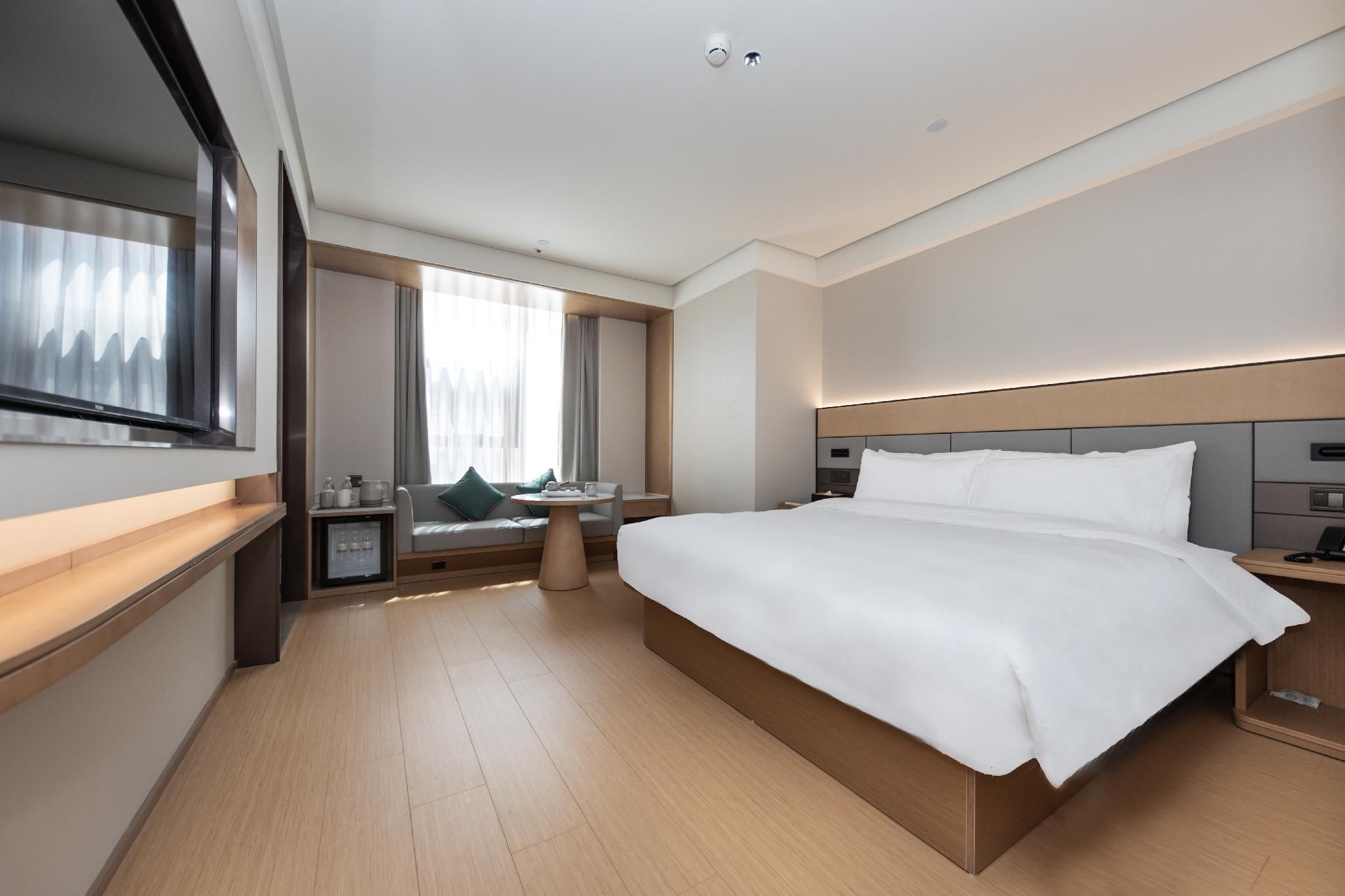 JI Hotel Changde Liuye Lake Daxiaohe Street Huazhu - Room With Bed