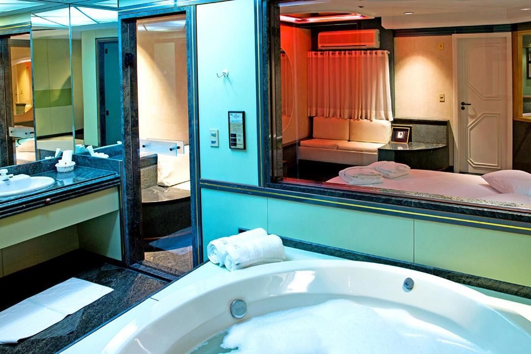 Suite with Spa Bath