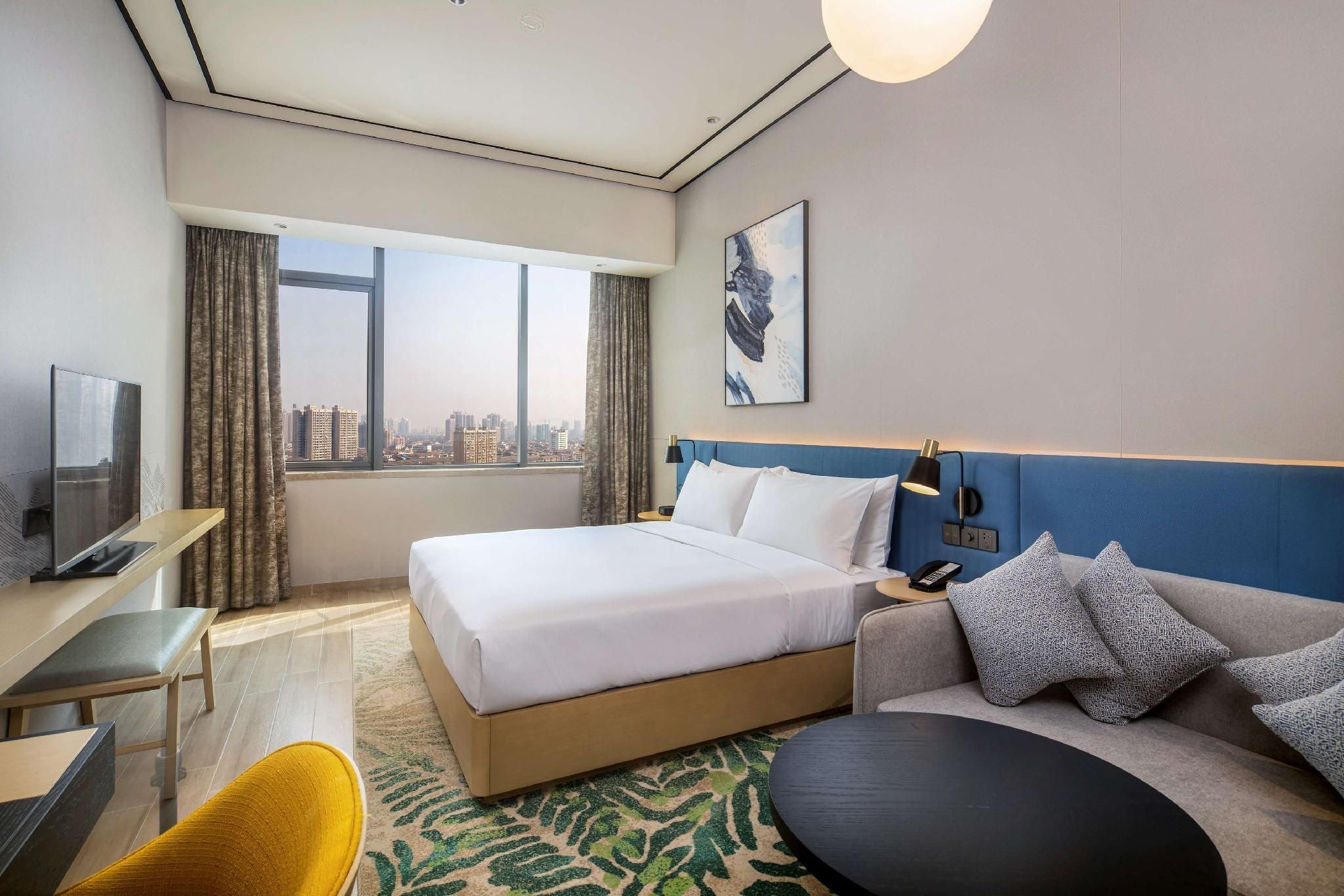King Accessible Room