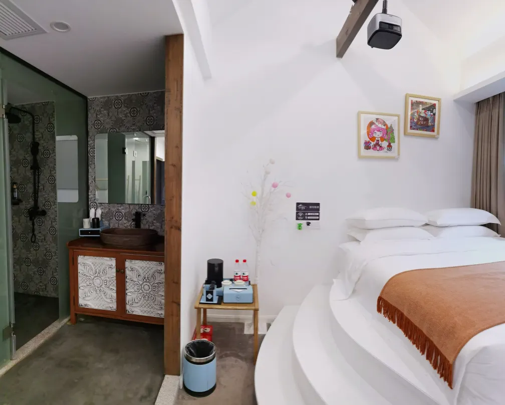 Tatami Queen Room
