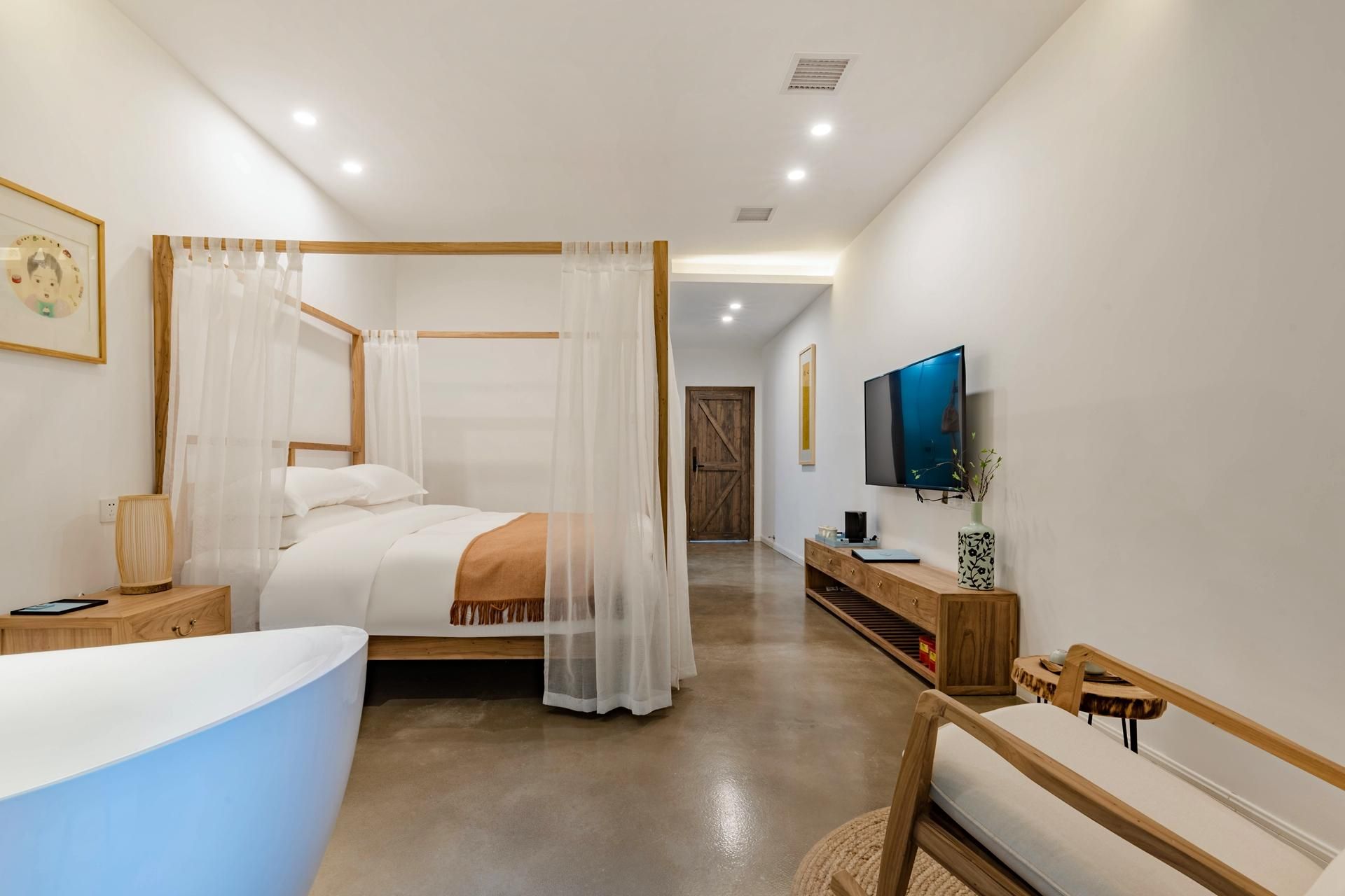 Mountain View King Room