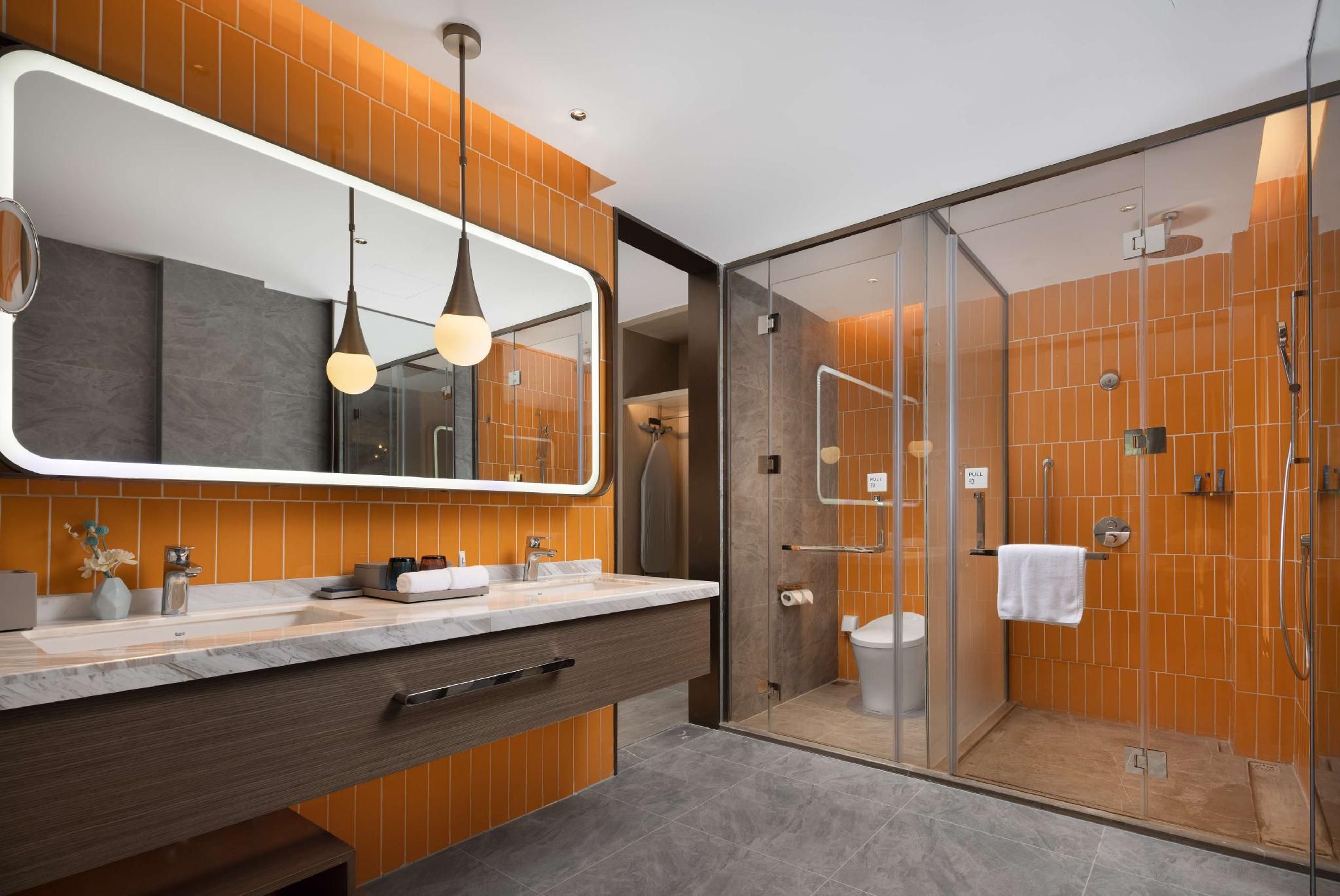 FY - 1 Bed Suite with Garden View