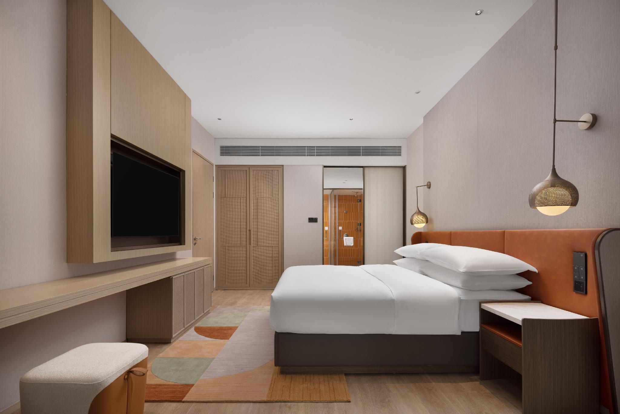 FY - 1 Bed Suite with Garden View