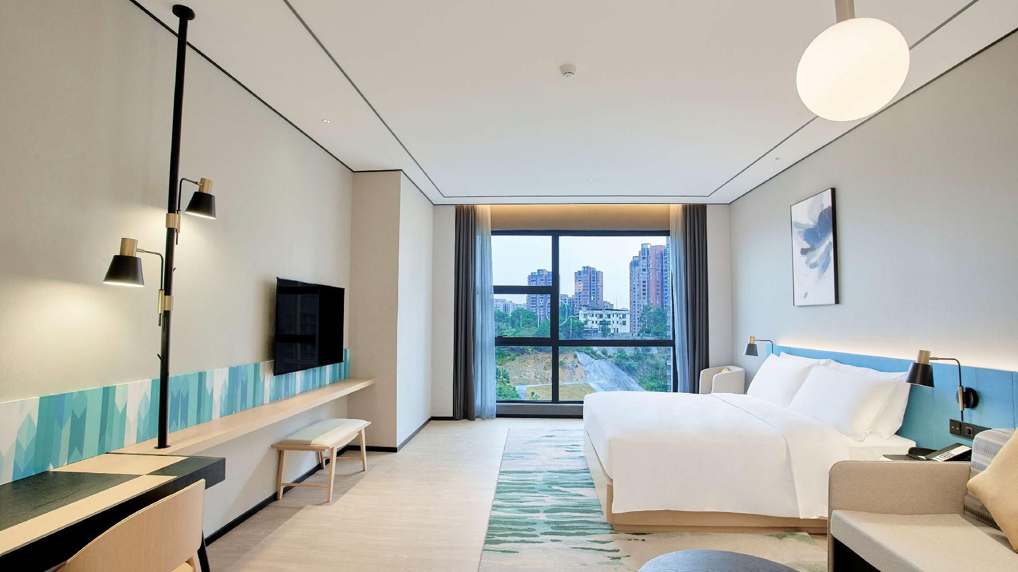 King Superior Room